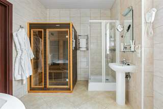 Гостиница М-Отель Санкт-Петербург Люкс SPA-5